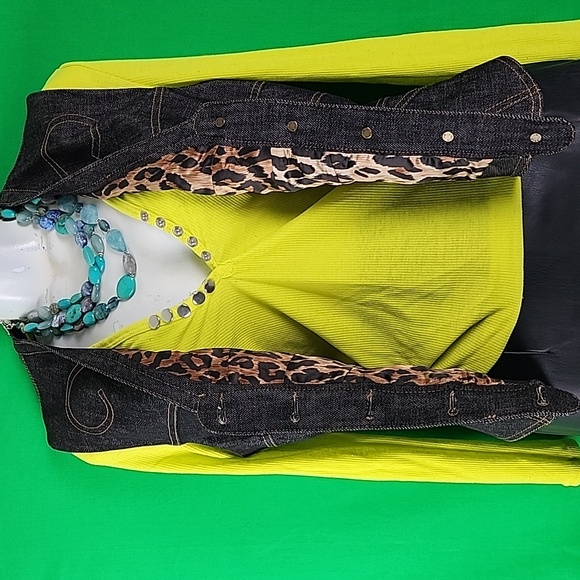 Dolce & Gabbana Jeans Vest. Made in Italy. - Picture 3 of 16